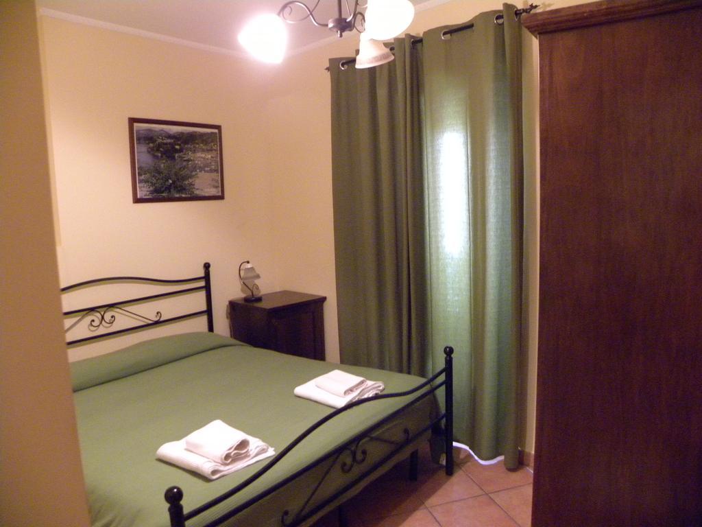Case Vacanze Albamarina Lipari  Room photo